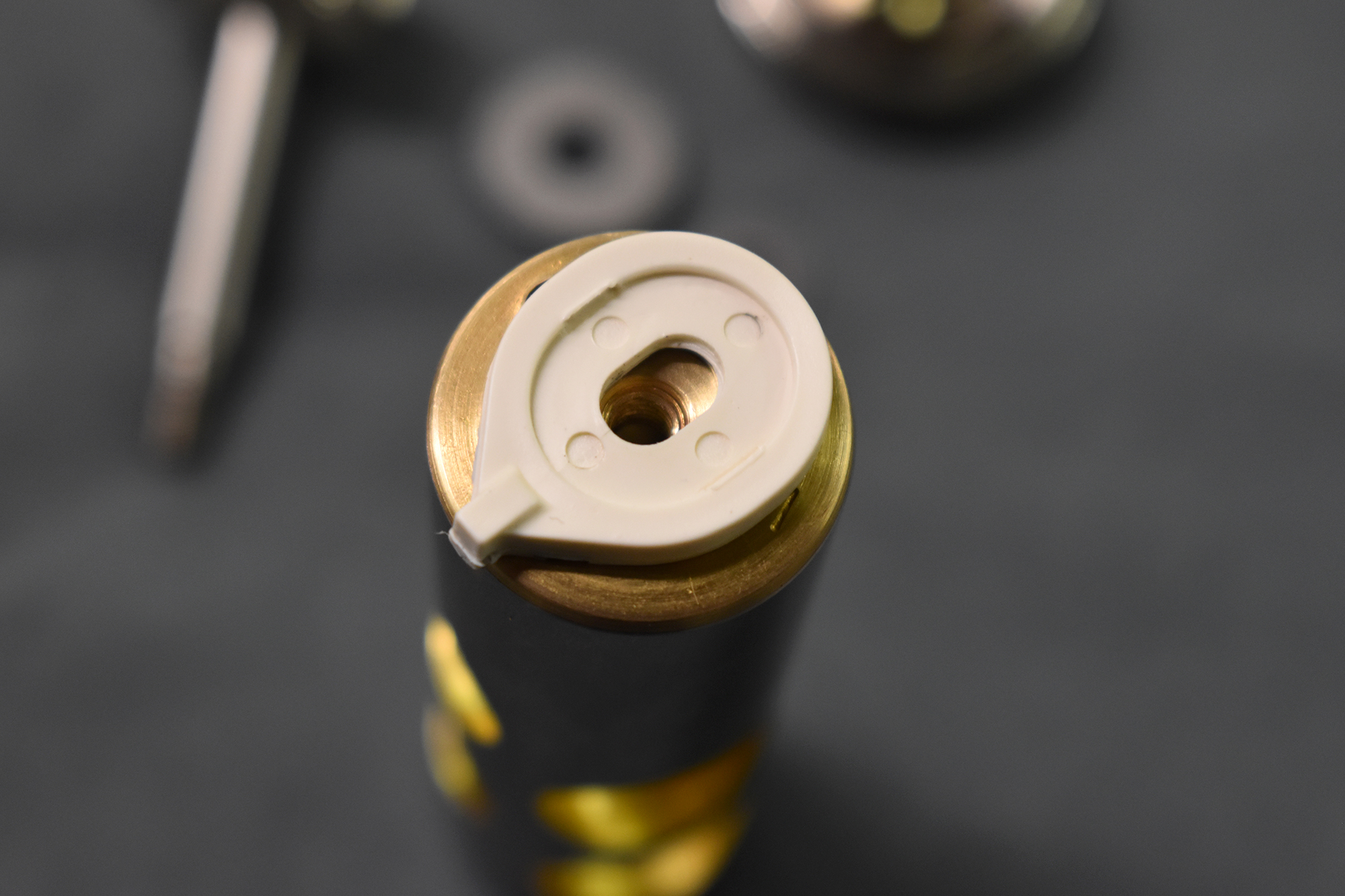 Ventilzylinder mit Kunststoffführung